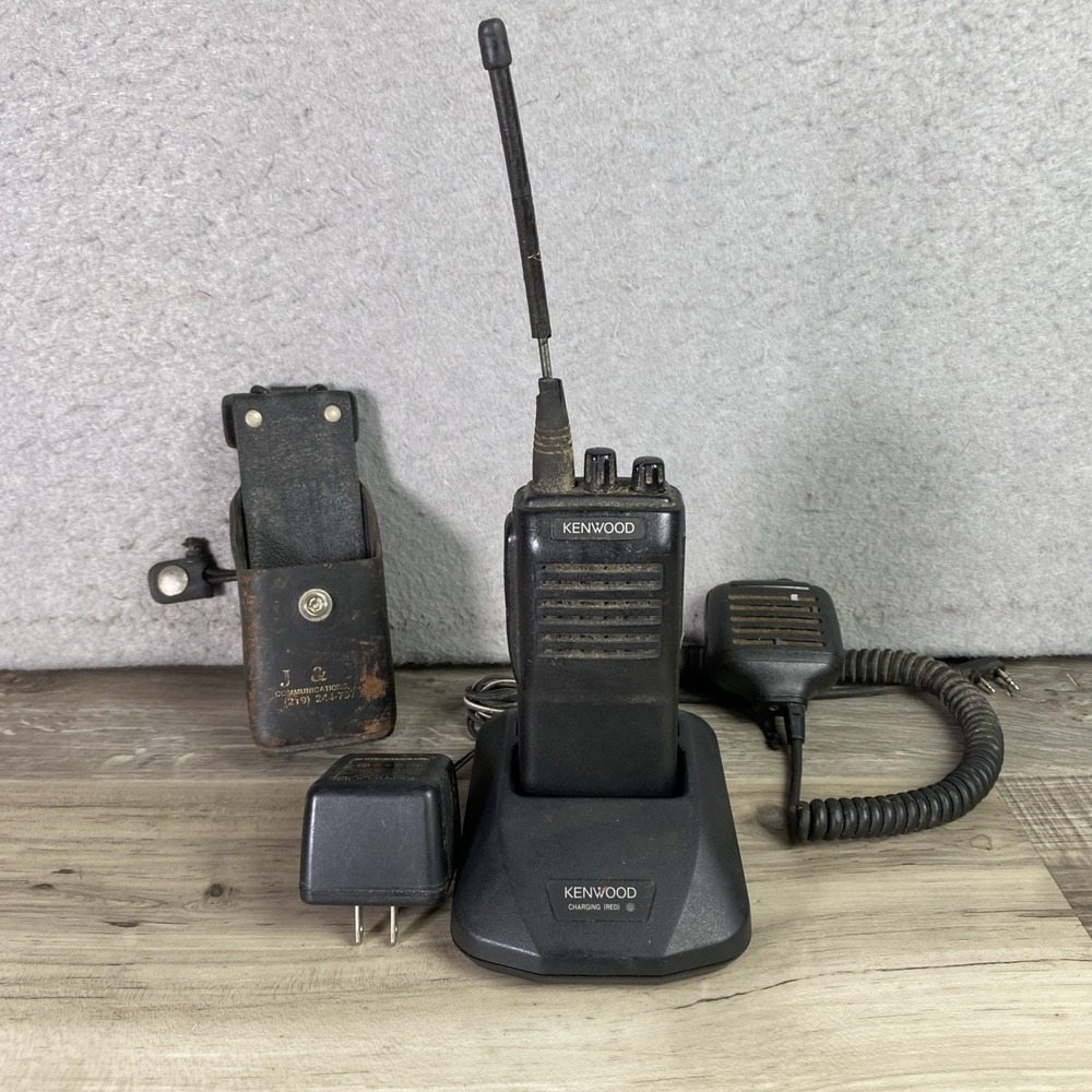 Kenwood TK-360G-1 UHF 450-470 MHz 8ch 4W 2 Way Transceiver Radio Bundle Untested